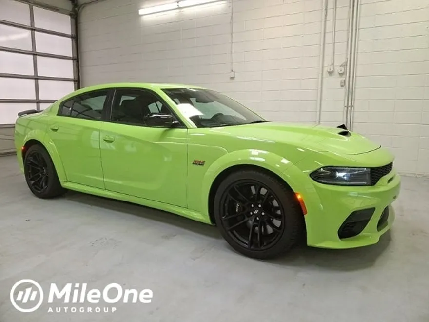 2023 Dodge Charger R/T Scat Pack Widebody photo 1