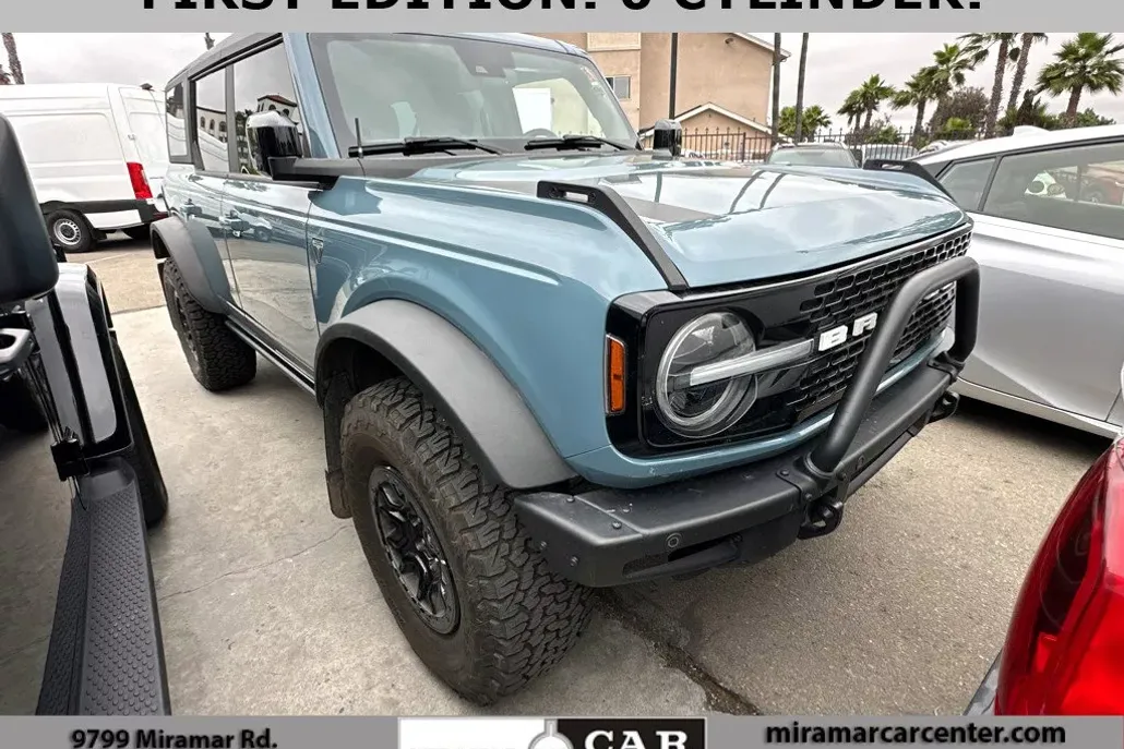 2021 Ford Bronco First Edition photo 1