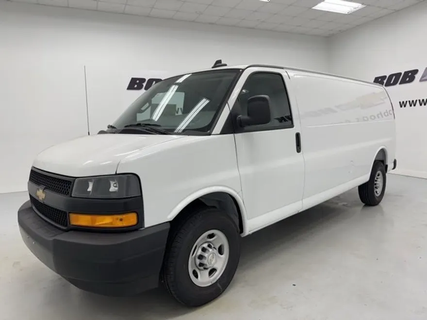 2025 Chevrolet Express Cargo 2500 Van photo 1