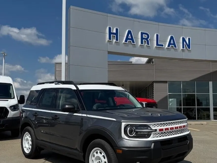 2025 Ford Bronco Sport Heritage photo 1