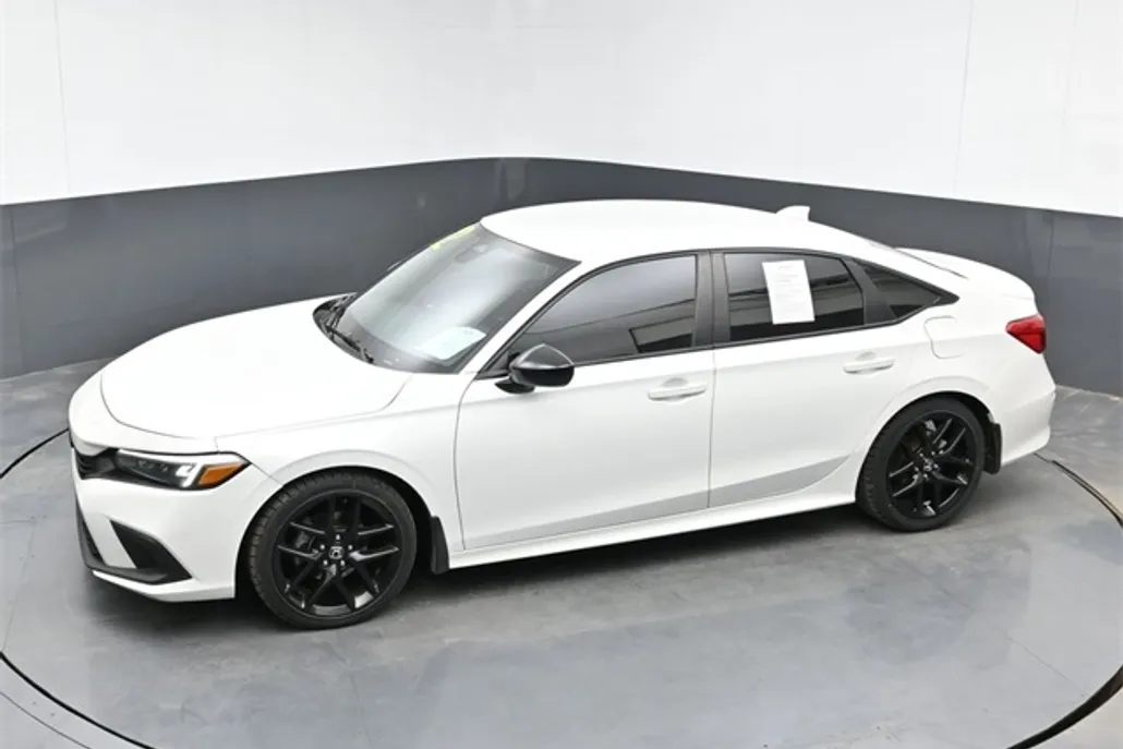 2022 Honda Civic Sport photo 1