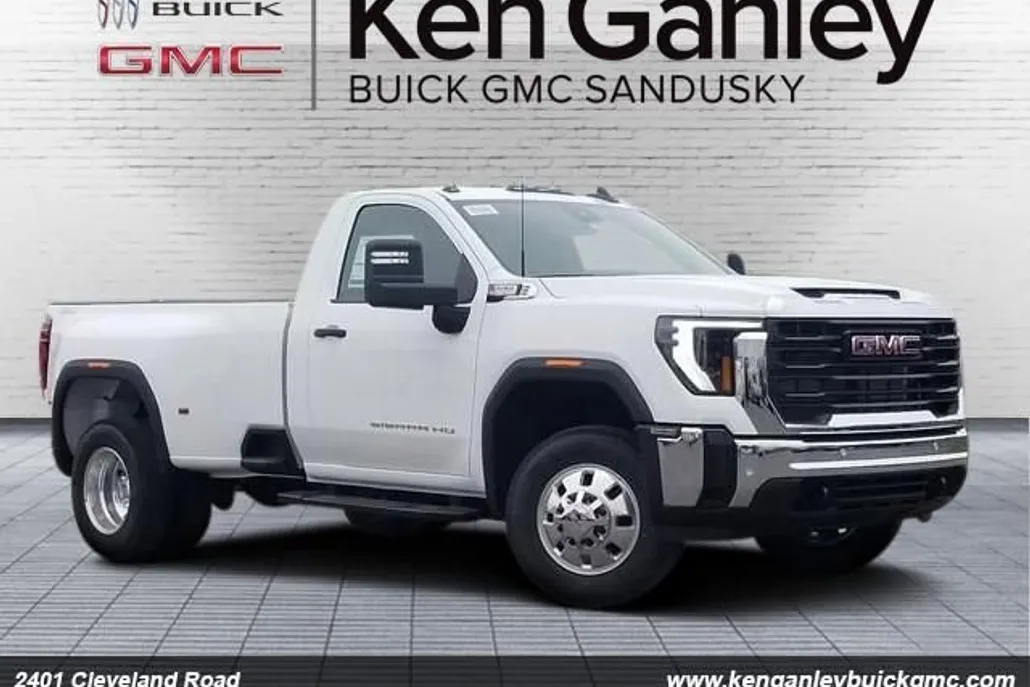 2025 Gmc Sierra 3500 HD Pro photo 1