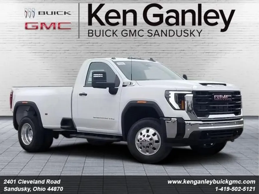 2025 Gmc Sierra 3500 HD Pro photo 1