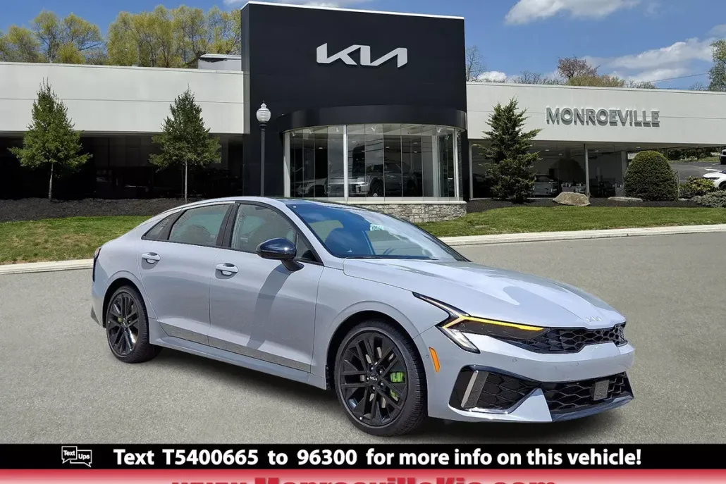 2026 Kia K5 GT photo 1