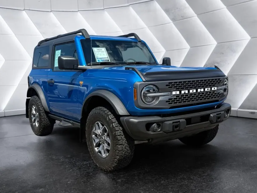 2022 Ford Bronco Badlands photo 1