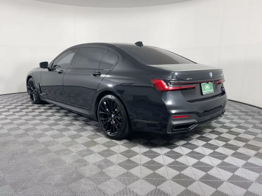 2020 Bmw 750i xDrive Sedan photo 1