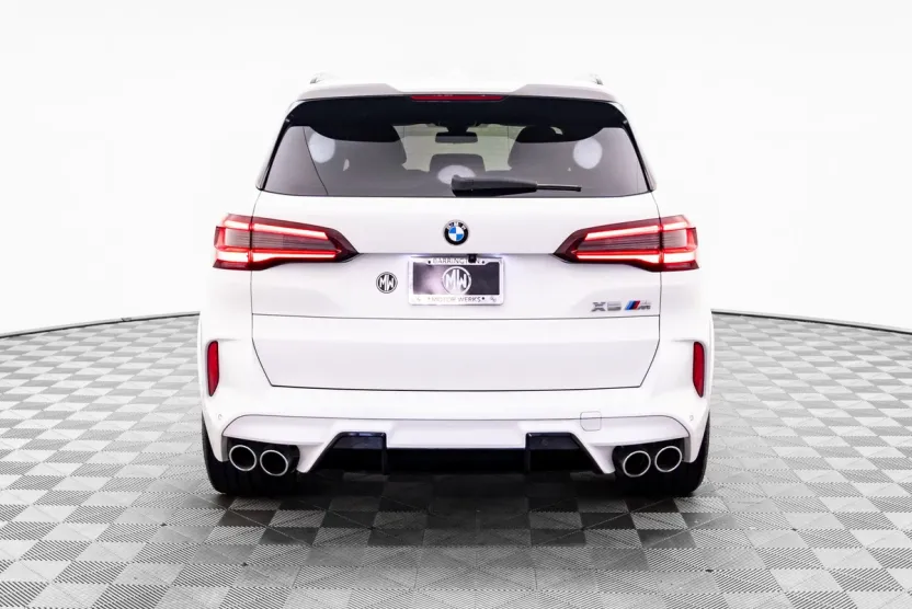 2022 Bmw X5 M photo 1