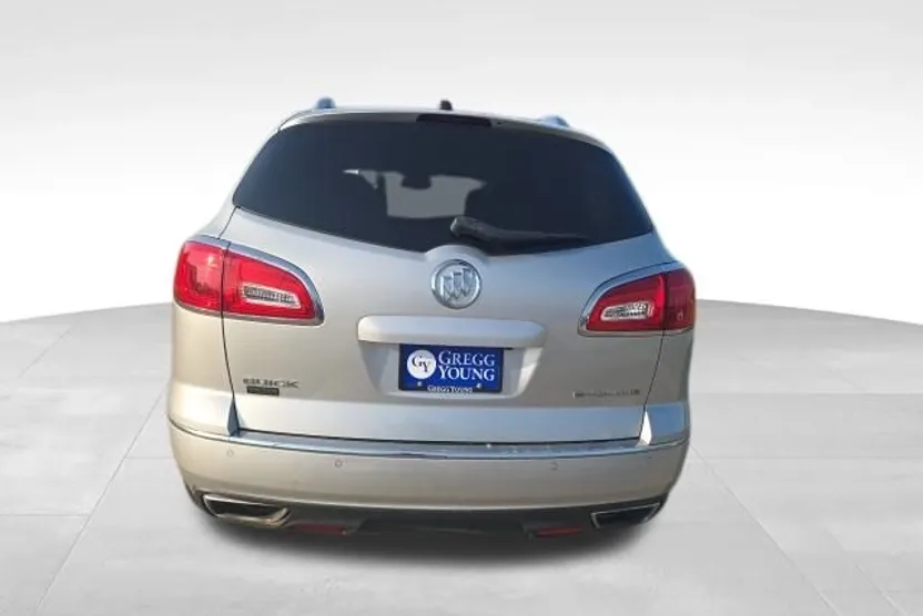 2017 Buick Enclave Leather photo 1