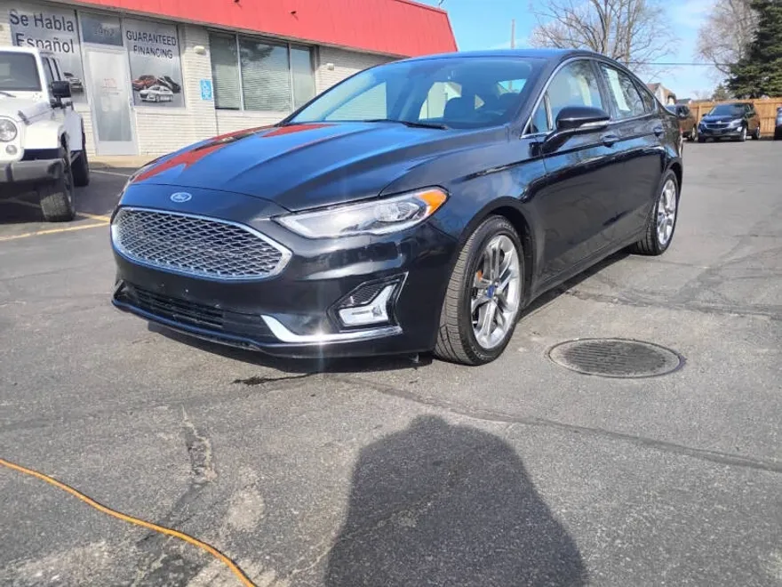2020 Ford Fusion Hybrid Titanium photo 1
