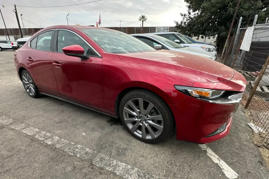 2021 Mazda Mazda3 Preferred photo 1