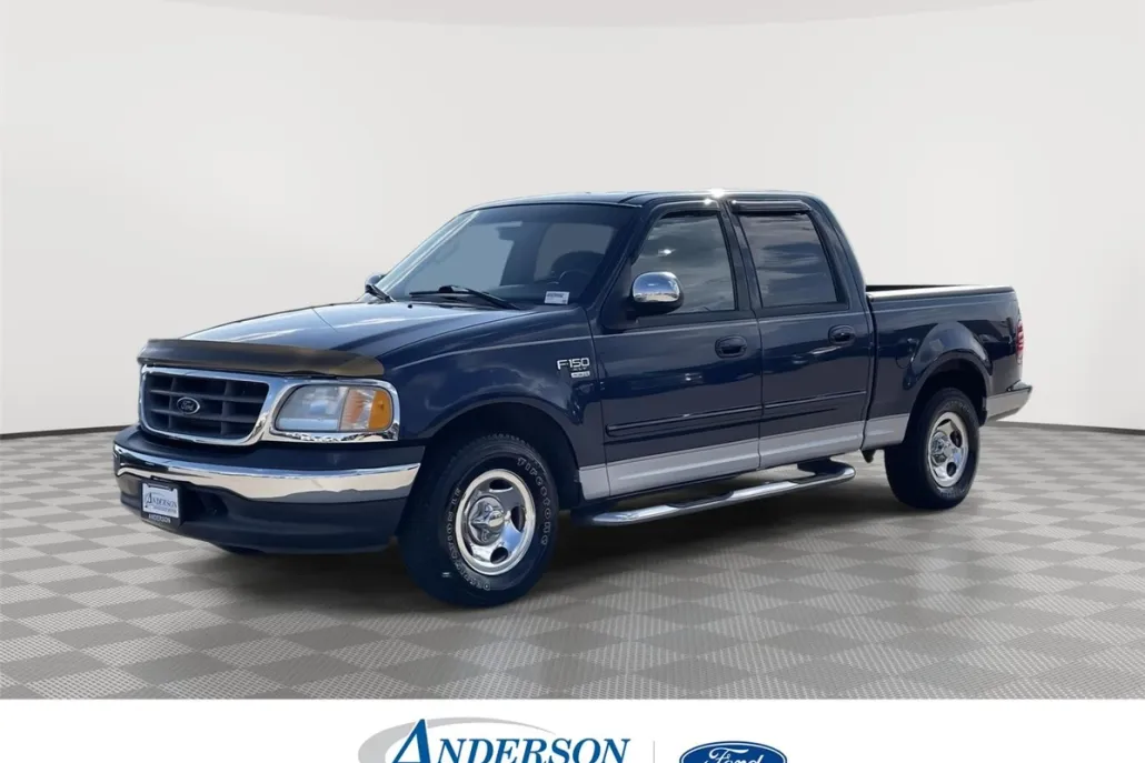 2002 Ford F-150 XLT photo 1
