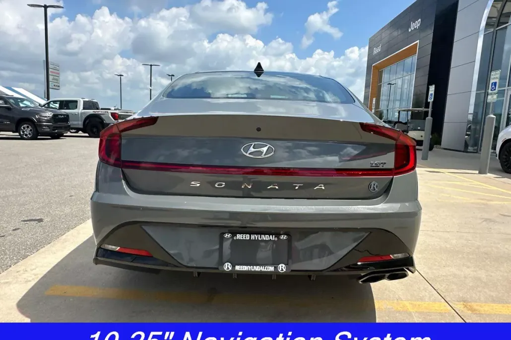 2021 Hyundai Sonata SEL Plus photo 1
