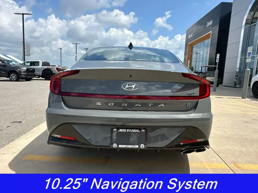 2021 Hyundai Sonata SEL Plus photo 1