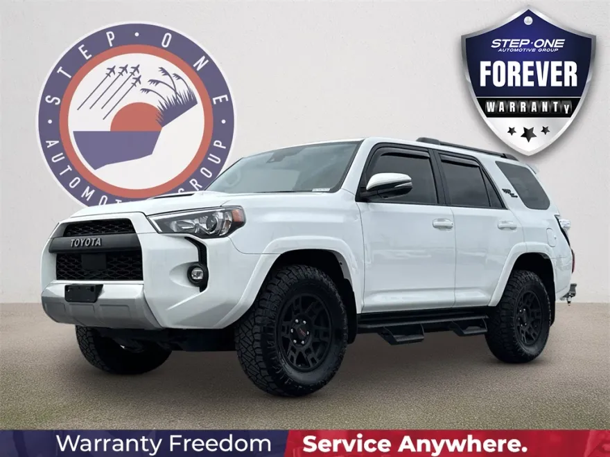 2024 Toyota 4Runner TRD Off-Road Premium photo 1