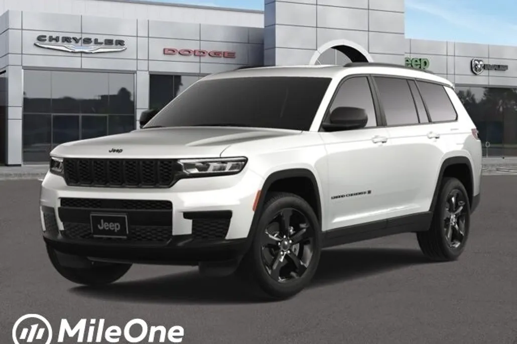2025 Jeep Grand Cherokee Laredo Sport photo 1
