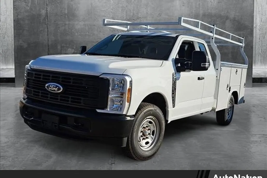 2025 Ford F-250 XL photo 1