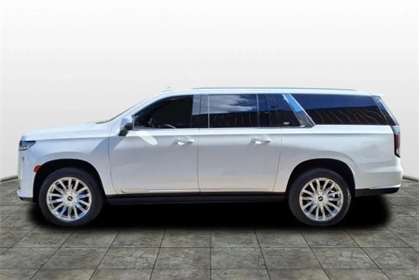 2022 Cadillac Escalade ESV Premium Luxury photo 1