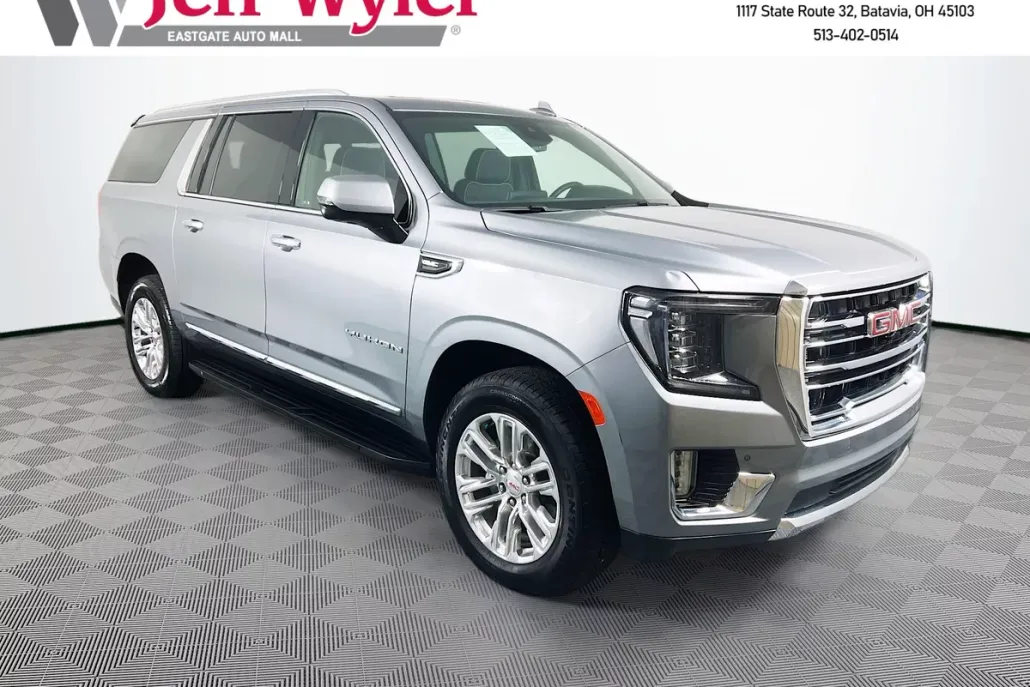 2023 Gmc Yukon XL SLT photo 1