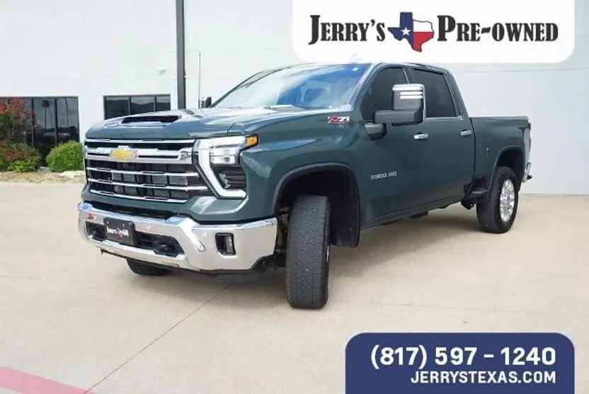2025 Chevrolet Silverado 3500HD LTZ photo 1