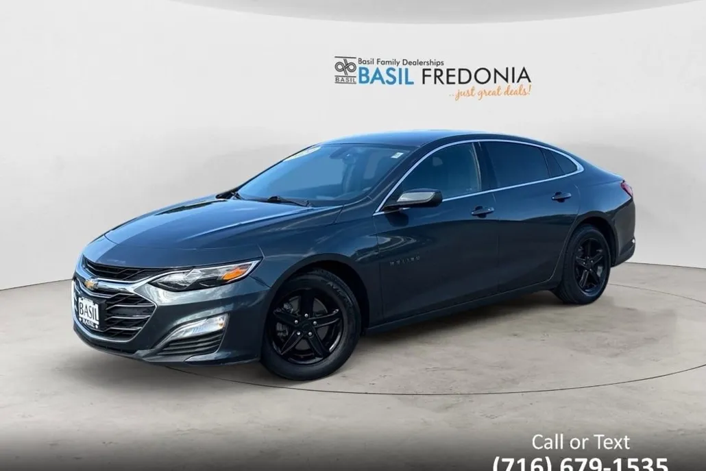 2020 Chevrolet Malibu LS photo 1
