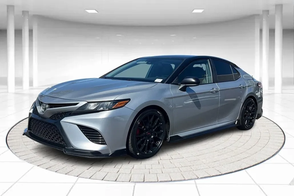 2020 Toyota Camry TRD V6 photo 1