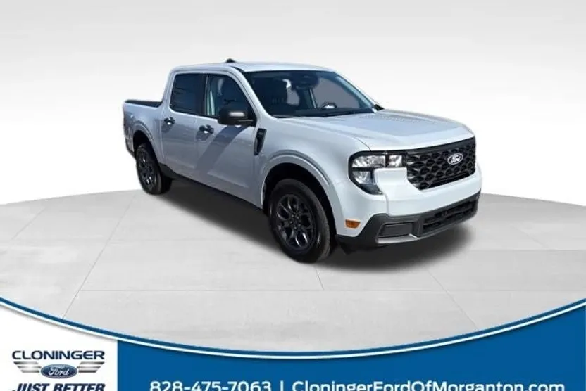 2025 Ford Maverick XLT photo 1