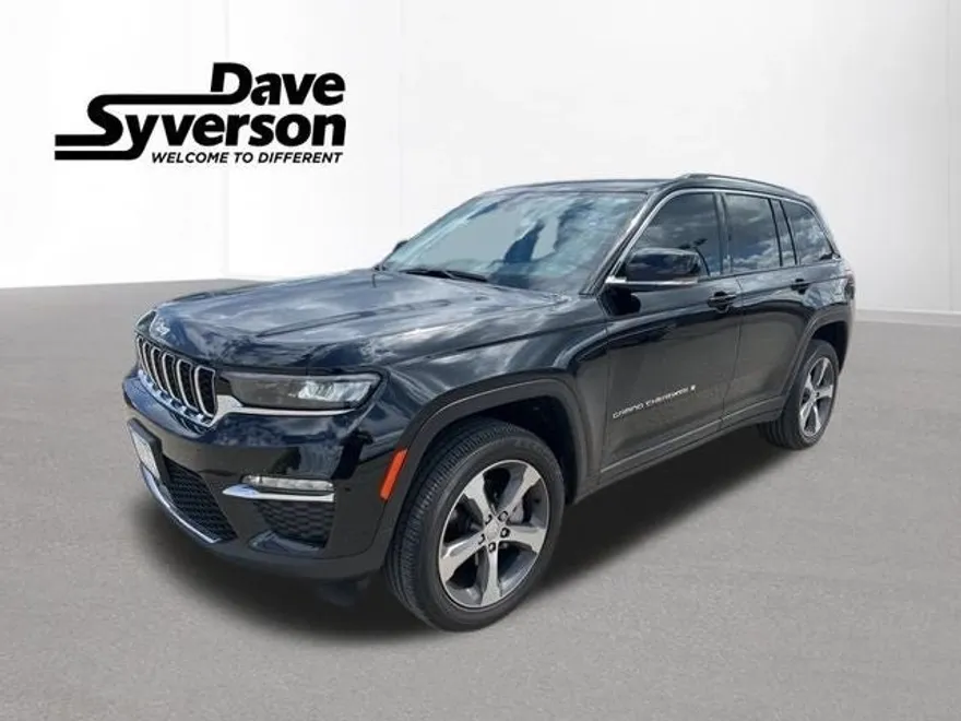 2023 Jeep Grand Cherokee Limited photo 1