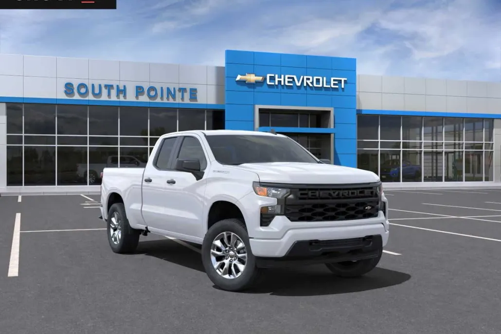 2024 Chevrolet Silverado 1500 Custom photo 1