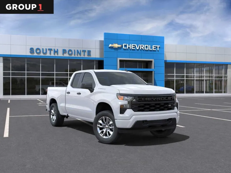 2024 Chevrolet Silverado 1500 Custom photo 1