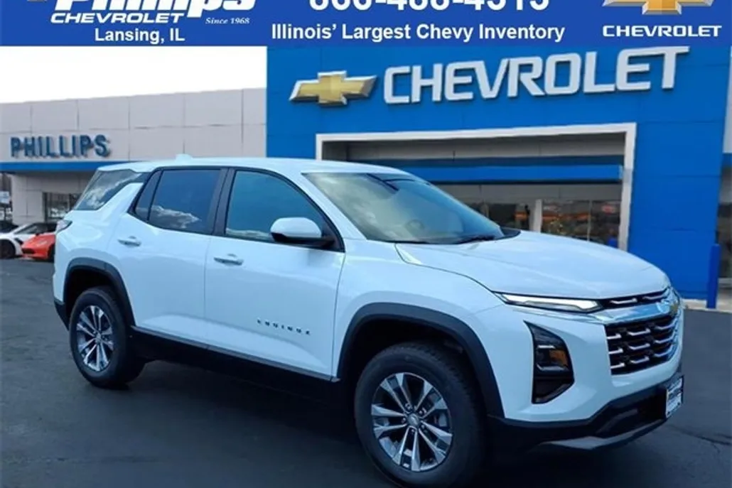 2026 Chevrolet Equinox LT photo 1