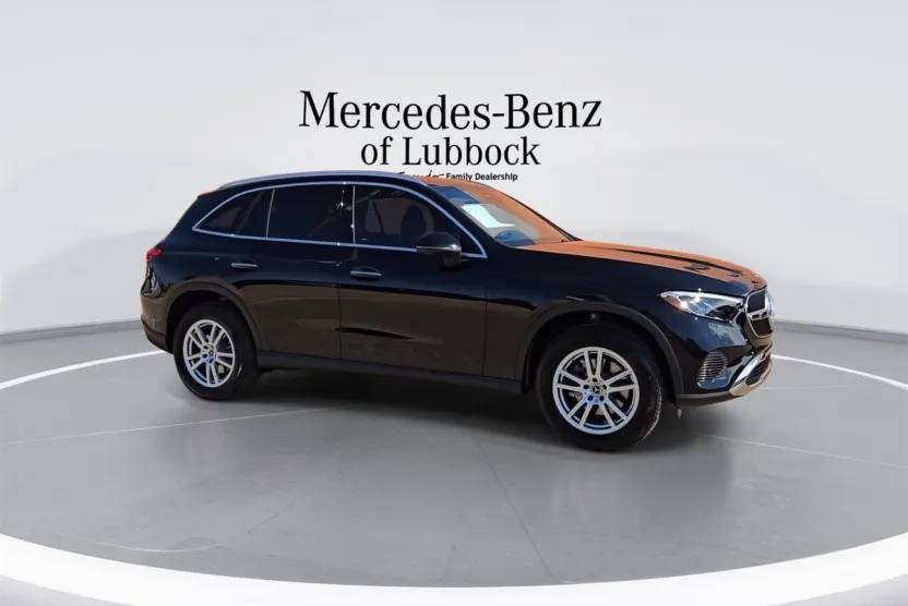 2026 Mercedes Benz GLC 300 photo 1