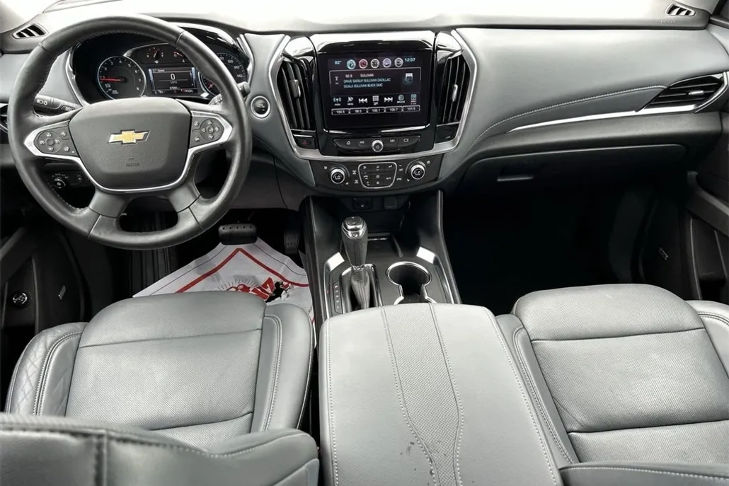 2018 Chevrolet Traverse Premier photo 1