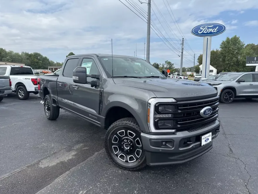2026 Ford F-350 Platinum photo 1
