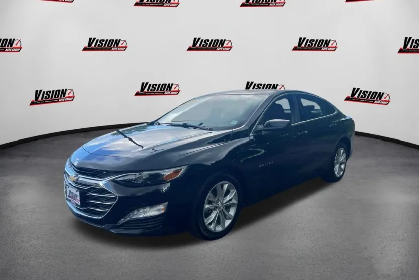 2025 Chevrolet Malibu 1LT photo 1