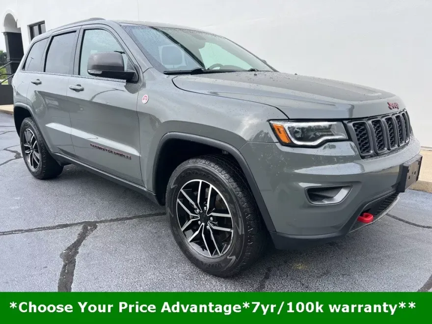 2021 Jeep Grand Cherokee Trailhawk photo 1
