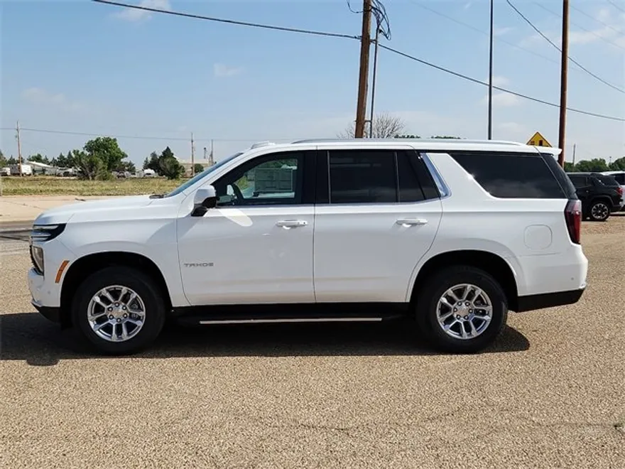 2025 Chevrolet Tahoe LT photo 1
