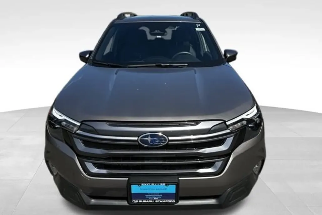 2025 Subaru Forester Premium Base photo 1