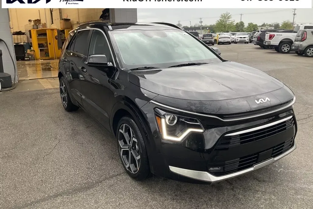 2025 Kia Niro EX Touring photo 1