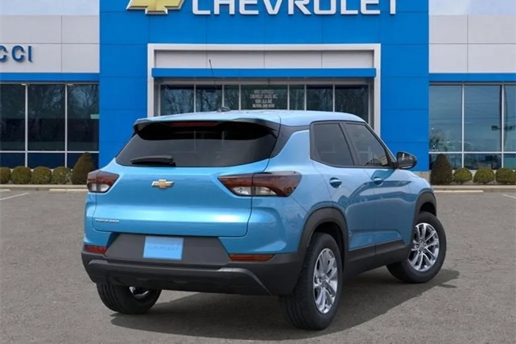 2026 Chevrolet Trailblazer LS photo 1