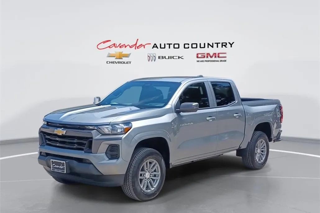 2026 Chevrolet Colorado LT photo 1