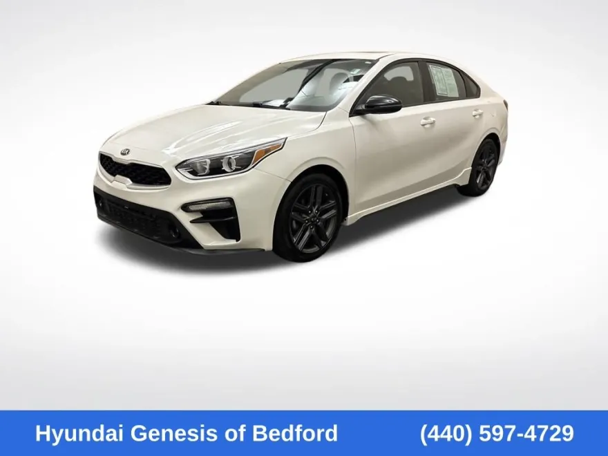 2021 Kia Forte GT-Line photo 1