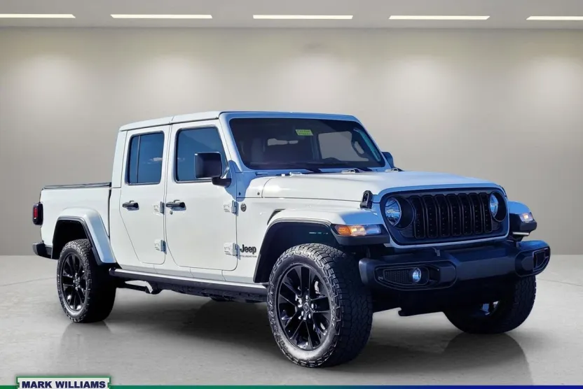 2024 Jeep Gladiator Sport photo 1