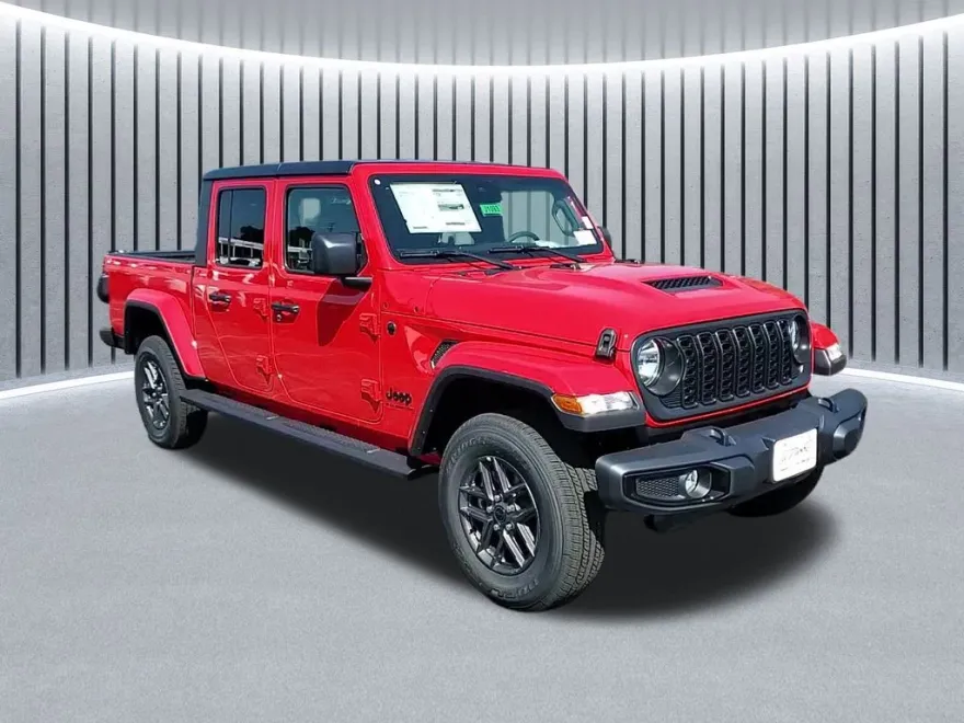 2025 Jeep Gladiator Sport S photo 1