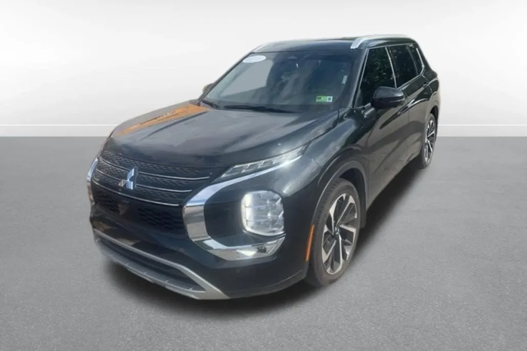 2022 Mitsubishi Outlander SEL S-AWC photo 1