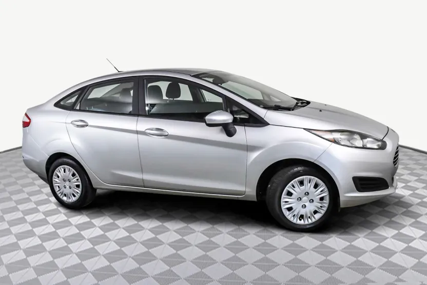 2019 Ford Fiesta S photo 1