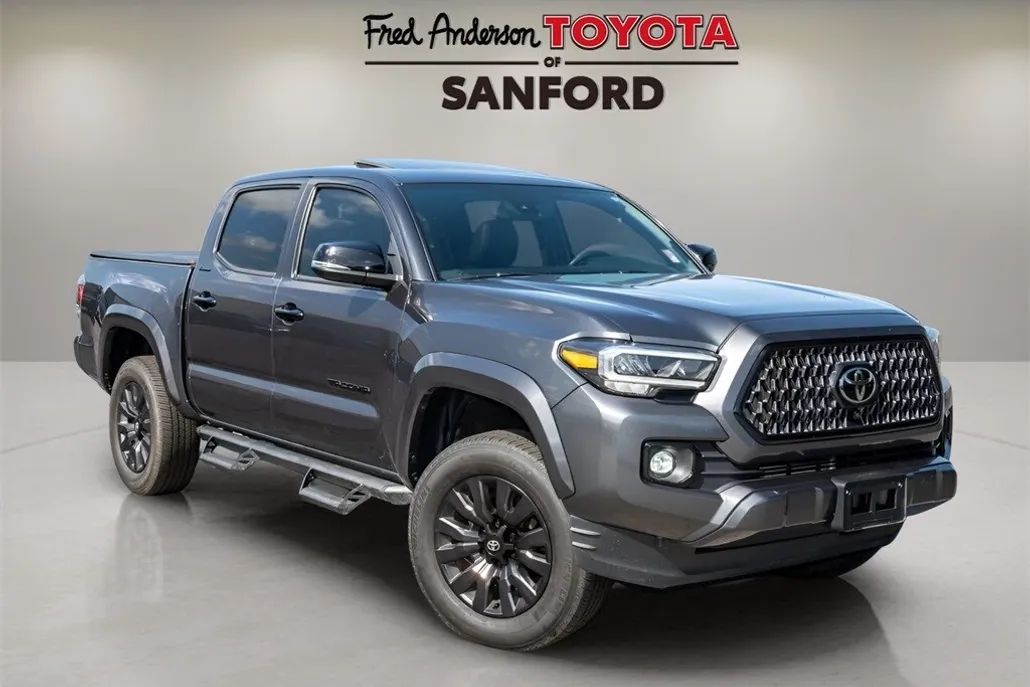 2023 Toyota Tacoma Limited photo 1