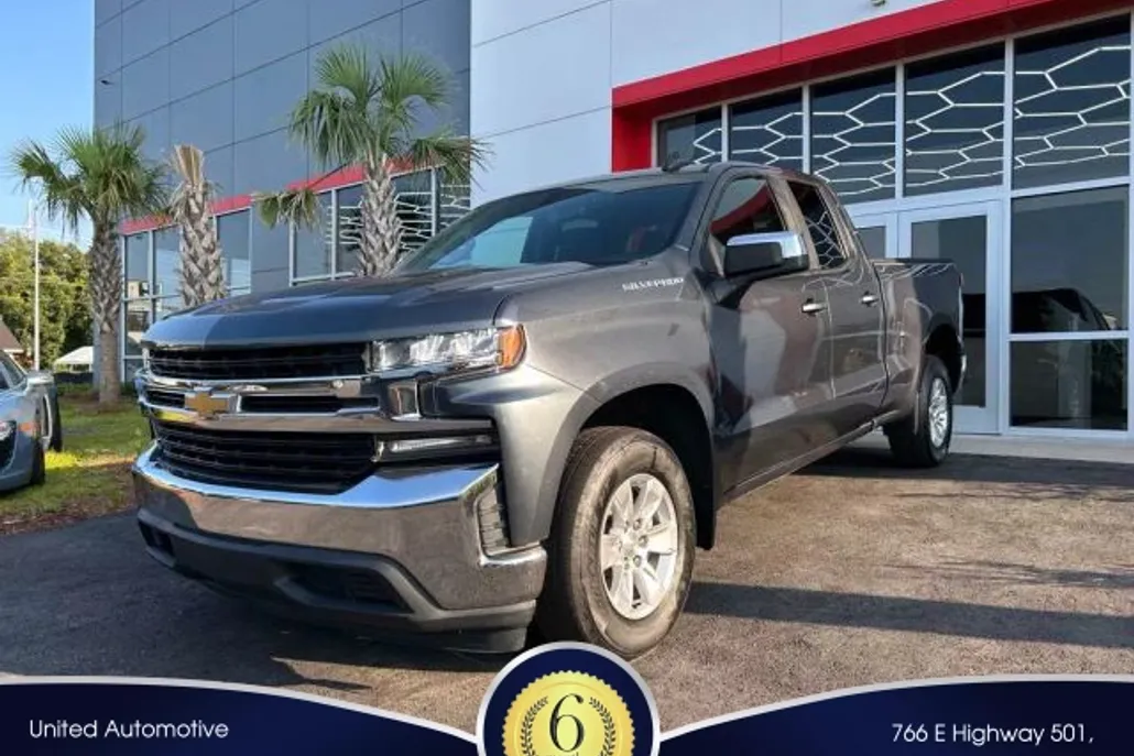 2020 Chevrolet Silverado 1500 LT photo 1