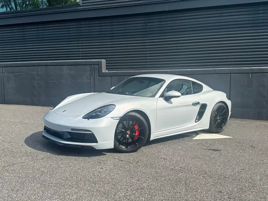 2025 Porsche Cayman GTS 4.0 photo 1