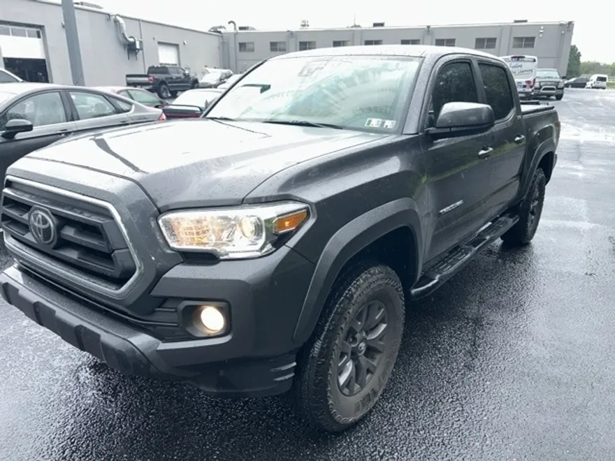 2023 Toyota Tacoma TRD Sport Double Cab photo 1