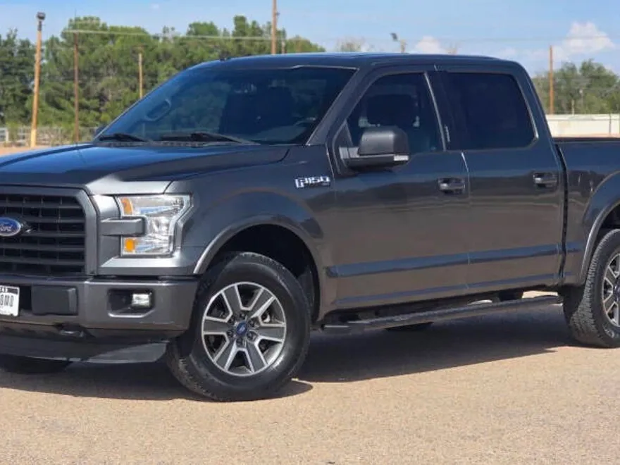 2016 Ford F-150 XLT photo 1